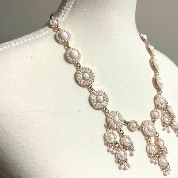 Vida Jewels Rose Gold Tone White Beaded Discs Pendant 24 Inch Statement Necklace - Picture 2 of 7